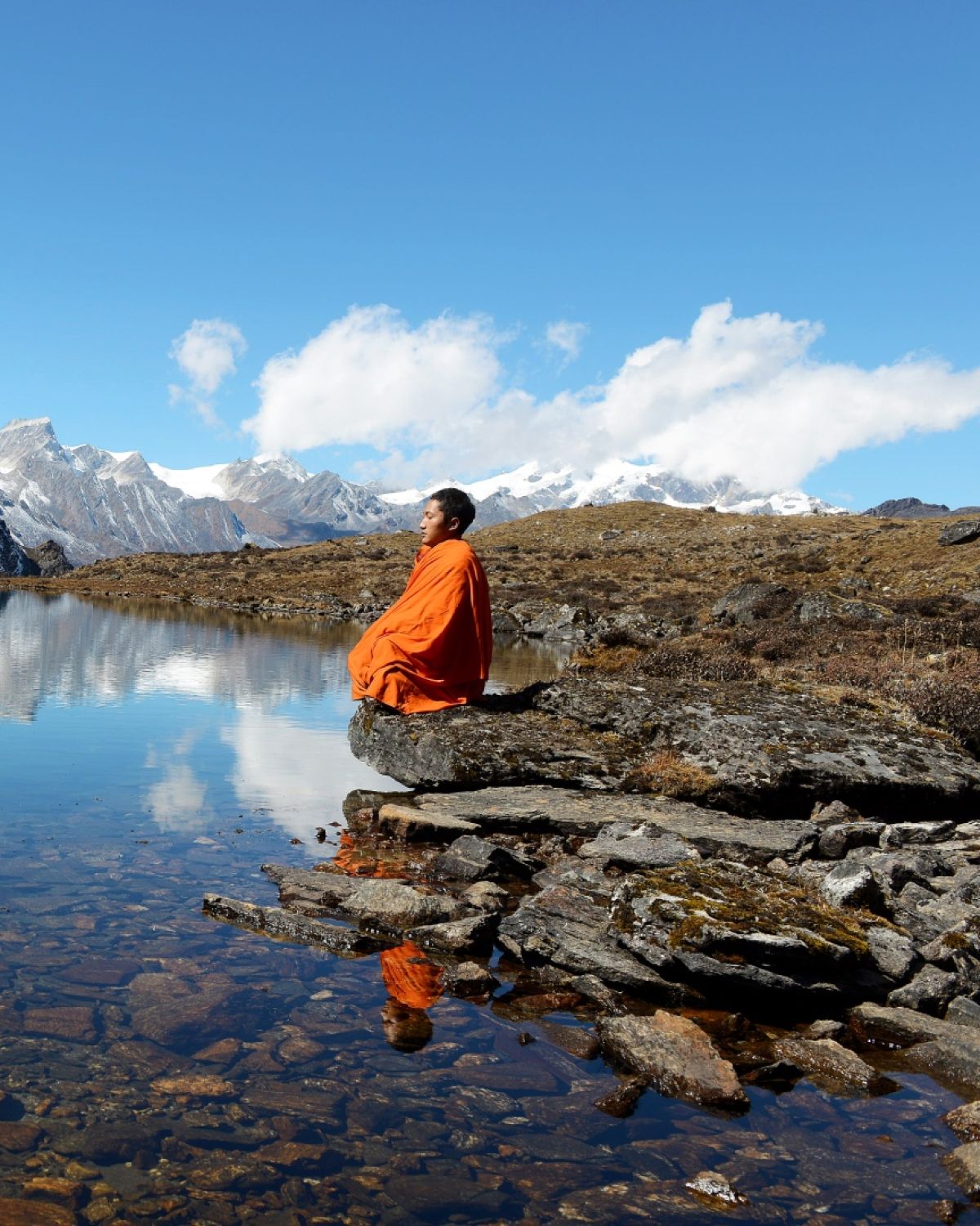 yoga-trek-banner